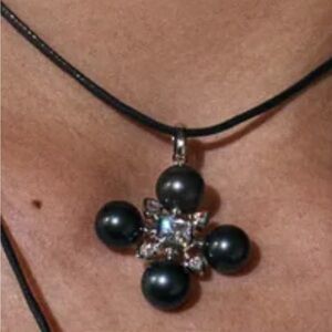 Lili Claspe Black Pearl Theodora Necklace